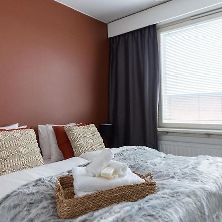 Arctic Night City Suite Рованиеми Экстерьер фото
