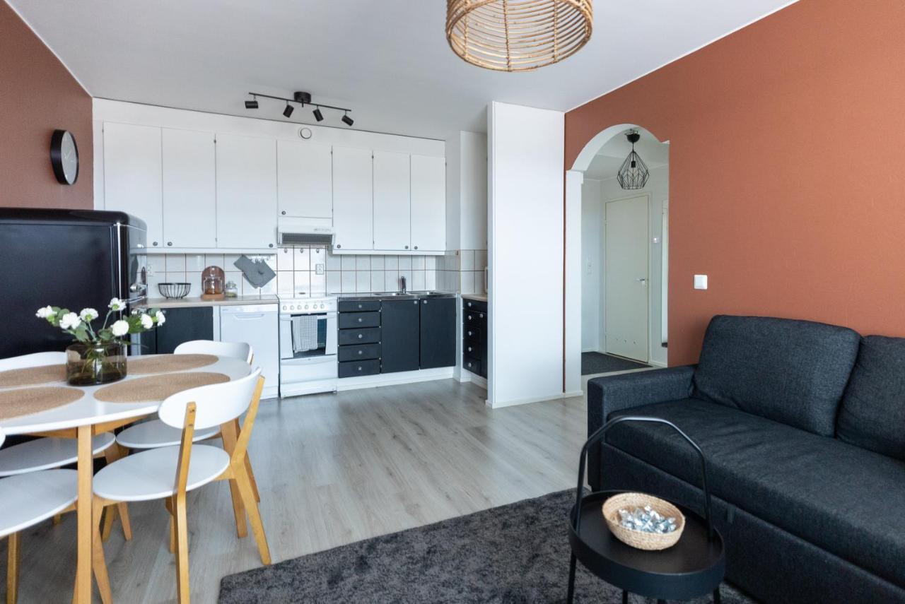 Arctic Night City Suite Рованиеми Экстерьер фото
